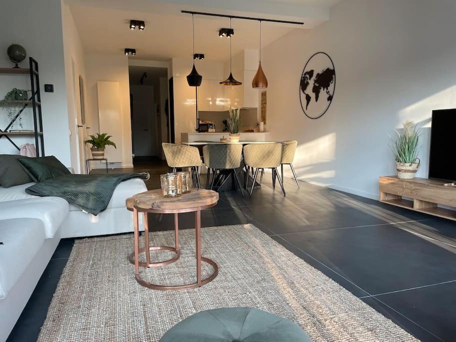 Ostend Chic, Luxe Loftstijl In Oostende Εξωτερικό φωτογραφία