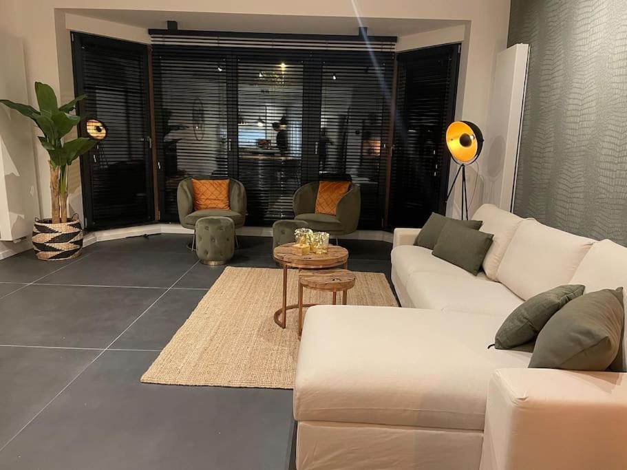 Ostend Chic, Luxe Loftstijl In Oostende Εξωτερικό φωτογραφία